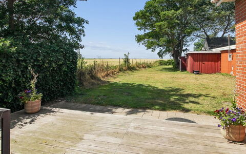 Milan - 20Km from the Sea: Dak, Huis, Huis, Verblijf, Deur, Siding, Landgoed, Gazon, Werf, Veranda