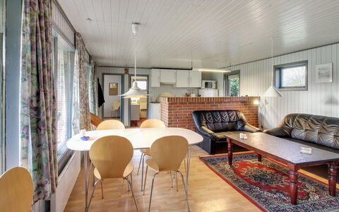 Kate - 700M to the Fjord: Plafond, Interieur Ontwerp, Huis, Bankstel, Woonkamer, Lichte Inrichting, Hardwood, Beits