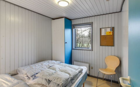 Kate - 700M to the Fjord: Muur, Hout, Slaapkamer, Plafond, Interieur Ontwerp, Verdieping, Flooring, Laken, Bed, Bedding