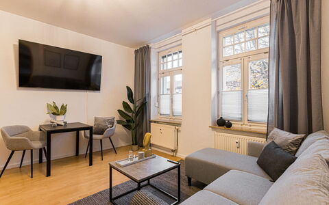 Scandinavian Business Apartment: Interieur Ontwerp, Meubilair, Flooring, Hout, Verdieping, Bankstel, Kamer, Woonkamer, Appartement, Houten Vloer