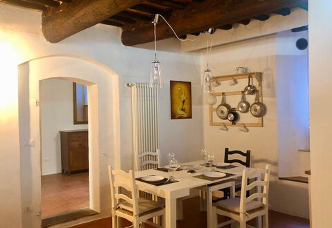 Le Loggine del Pignatello Apartment, Siena City: Meubilair, Interieur Ontwerp, Hout, Flooring, Verdieping, Plafond, Stoel, Keuken En Eettafel, Eetkamer, Tafel