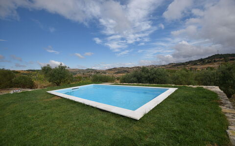 Villa Margi: Blauw, Zwembad