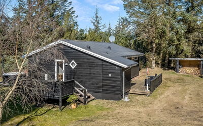 Ayen - 1.2Km from the Sea