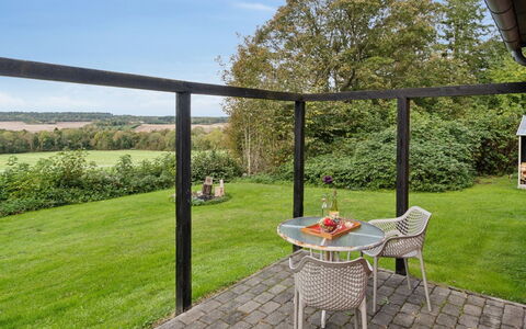 Sigbritt - 3.7Km from the Sea: Meubilair, Hout, Interieur Ontwerp, Flooring, Verdieping, Stoel, Kamer, Plafond, Woonkamer, Appartement