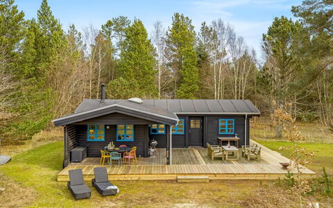 Aksinja - 500M from the Sea: Verblijf, Huis, Blokhut, Garden Gebouwen, Siding, Schuur, Hut, Werf, Boerderij, Bos