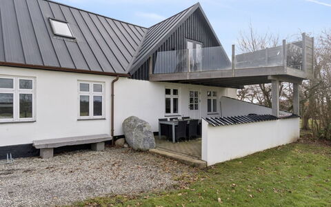 Strandulf - 1Km from the Sea: Meubilair, Hout, Interieur Ontwerp, Flooring, Verdieping, Stoel, Kamer, Plafond, Woonkamer, Appartement