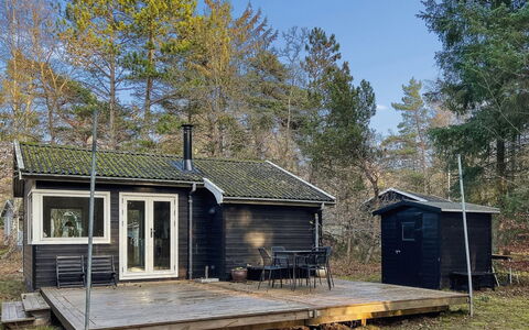 Ermelina - 150M from the Sea: Hout, Huis, Verblijf, Huis, Landelijk Gebied, Garden Gebouwen, Schuur, Blokhut, Keet, Siding