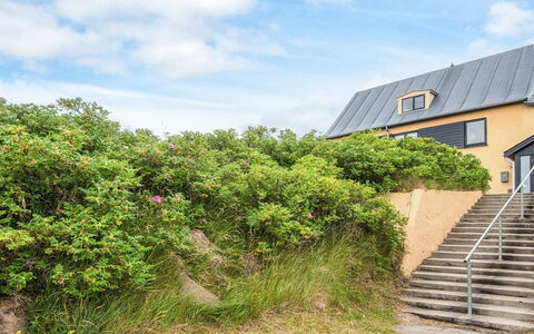 Gunhilda - 300M from the Sea: Huis, Dak, Huis, Verblijf, Schuur, Garden Gebouwen, Siding, Werf, Blokhut, Hut