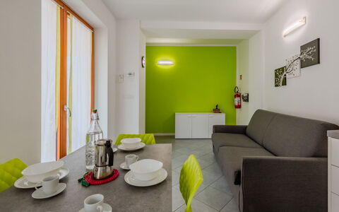 Antica Corte: Interieur Ontwerp, Flooring, Meubilair, Verdieping, Kamer, Plafond, Huis, Appartement, Stoel, Woonkamer