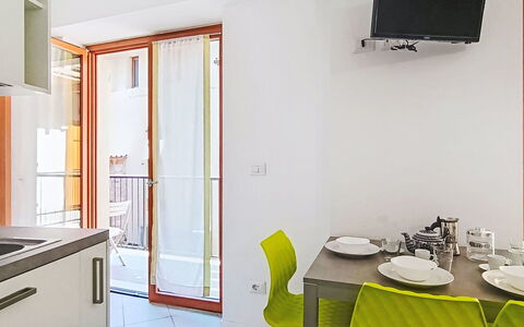 Antica Corte: Interieur Ontwerp, Flooring, Hout, Verdieping, Meubilair, Kamer, Plafond, Huis, Appartement, Keuken