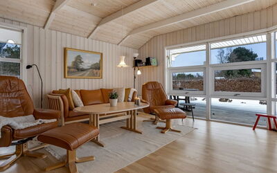 Alexis - 500M from the Sea