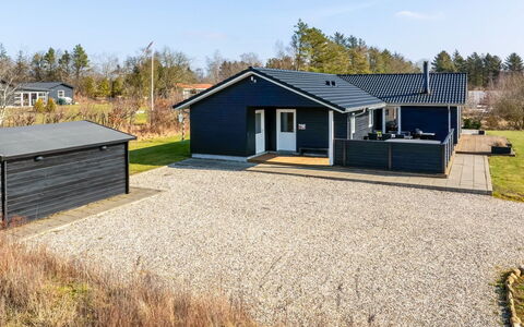 Aava - 600M to the Fjord: Blauw, Verblijf, Huis, Huis, Boerderij, Landgoed, Siding