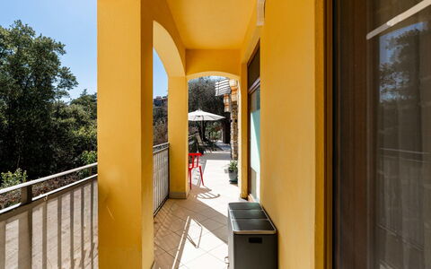 Resort Antico Frantoio Doria: Appartement, Toevlucht, Stoel, Schaduw, Balkon, Keuken En Eettafel, Restaurant, Eco Hotel, Hotel