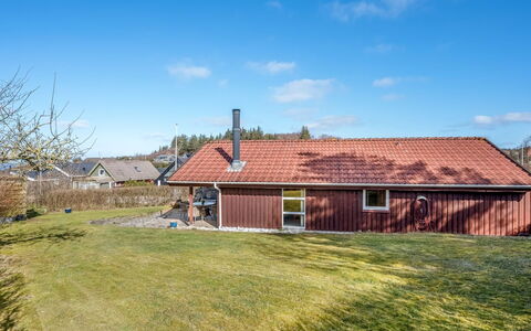 Heika - 6.8Km from the Sea: Meubilair, Hout, Interieur Ontwerp, Flooring, Verdieping, Stoel, Kamer, Plafond, Woonkamer, Appartement