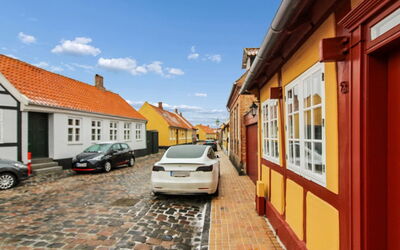 Cedomir - 400M from the Sea