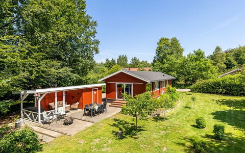 Friderica - 30Km from the Sea: Huis, Verblijf, Huis, Tuin, Gazon, Boerderij, Landgoed, Werf, Landscaping, Garden Gebouwen