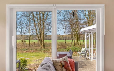 Friderica - 30Km from the Sea: Huis, Deur, Home Deur, Hardwood, Woonkamer, Houten Vloer, Beits, Patio, Kamerplant