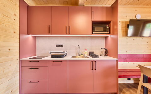 Hradec Kralove 4: Hout, Interieur Ontwerp, Flooring, Meubilair, Verdieping, Keuken, Beits, Plafond, Countertop, Cabinetry