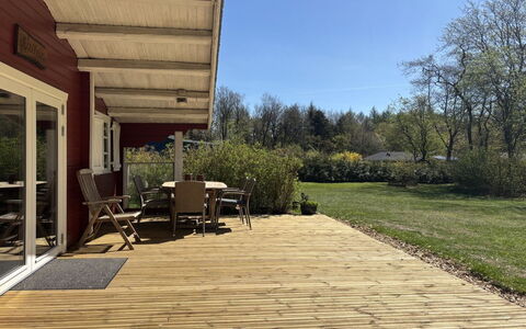 Jalina - 30Km from the Sea: Hout, Houten Vloer, Hardwood, Beits, Flooring, Plank, Dek, Verdieping, Veranda, Buitenmeubels