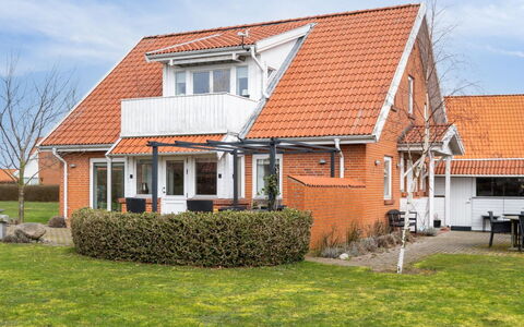 Arnke - 300M from the Sea: Dak, Huis, Woongebied, Huis, Verblijf, Landgoed, Siding, Voorstad, Schuifraam, Boerderij