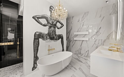 Apartment Nia Opatjia: Muur, Interieur Ontwerp, Loodgieterswerkinrichting, Flooring, Verdieping, Loodgieter, Kraan, Badkamer, Plafond, Tegel
