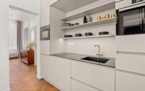 Apartment Nia Opatjia: Keuken, Toestel Van De Keuken, Interieur Ontwerp, Cabinetry, Flooring, Countertop, Hout, Major Appliance, Verdieping, Huishoudapparatuur