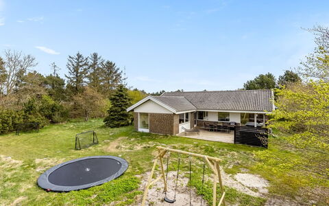 Mikkelina - 1.7Km from the Sea: Gras, Landschap, Land Lot, Plain, Landelijk Gebied, Gazon, Tuin, Verblijf, Weide, Landgoed