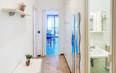 Riviera Mini House