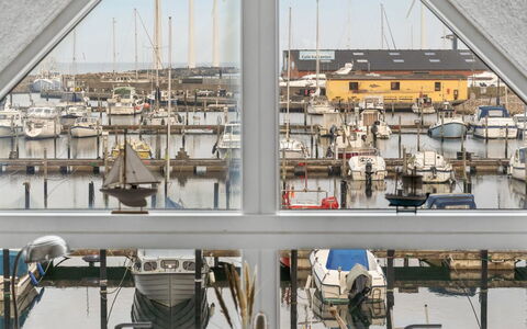 Pejo - 10M from the Sea: Jachthaven, Boot, Watercraft, Mast, Haven, Dok, Naval Architecture, Haven, Boten En Varen - Materialen En Benodigdheden, Zeilboot