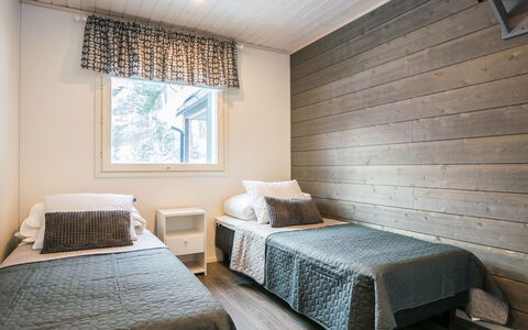 Parashimos B: Hout, Flooring, Verdieping, Interieur Ontwerp, Plafond, Kamer, Slaapkamer, Houten Vloer, Huis, Bed