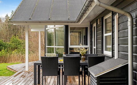 Joske - 2Km from the Sea: Meubilair, Hout, Interieur Ontwerp, Flooring, Verdieping, Stoel, Kamer, Plafond, Woonkamer, Appartement