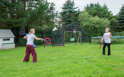 Nis - 900M from the Sea: Boom, Gras, Recreatie, Vrije Tijd, Pret, Gazon, De Lente, Spelen