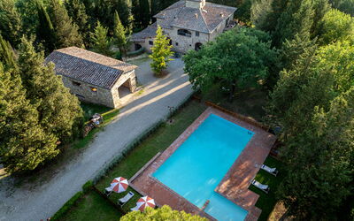 Maison Badia a Passignano: Landgoed, Zwembad, Hacienda, Villa, Herenhuis, Boerderij, Werf, Landscaping, Lariks