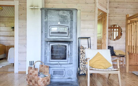 Sirula: Hout, Flooring, Verdieping, Hardwood, Plafond, Kamer, Beits, Plank, Blokhut, Woonkamer