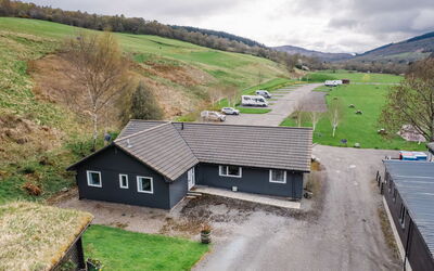 Loch Ness Lodge