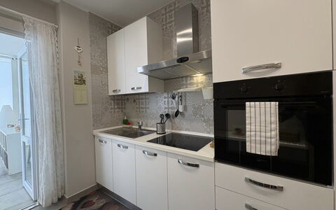 Casa Amare: Keuken, Toestel Van De Keuken, Countertop, Major Appliance, Cabinetry, Fornuis, Gootsteen, Fornuis, Interieur Ontwerp, Wastafel