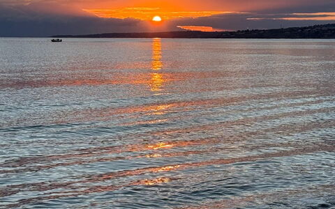 Casa Amare: Lucht, Wolk, Water, Horizon, Watervoorraden, Afterglow, Zwemwater, Zonsondergang, Natuur, Schemer
