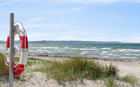 Gizelle - 200M from the Sea: Lucht, Blauw, Zwemwater, Strand, Horizon, Zee, Kust, Zomer, Kust En Oceanic Landvormen