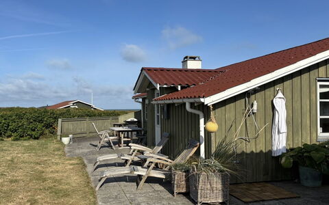 Ovine - 200M from the Sea: Hout, Huis, Verblijf, Huis, Dak, Landelijk Gebied, Siding, Blokhut, Garden Gebouwen, Hardwood