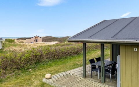 Alea - 150M from the Sea: Dak, Verblijf, Huis, Huis, Land Lot, Deur, Schuur, Garden Gebouwen, Siding, Veranda