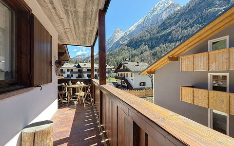 Casa Arnica: Bergketen, Hardwood, Beits, Balkon, Timmerhout, Bergdorp, Plank, Alpen, Multiplex, Siding