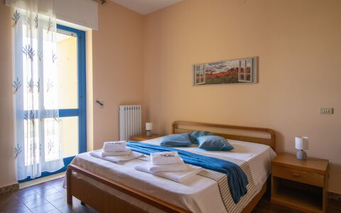 Elena'S House in Otranto: Appartement, Stoel, Beits, Hotel, Balkon, Kamerplant