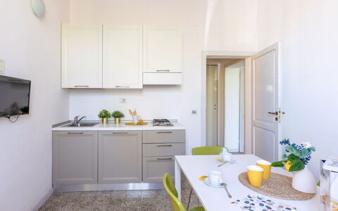 Casale Oleandro Marino: Interieur Ontwerp, Meubilair, Major Appliance, Toestel Van De Keuken, Keuken, Flooring, Countertop, Huis, Kamer, Verdieping
