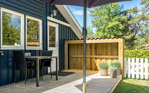 Roope - 1.3Km from the Sea: Huis, Verblijf, Veranda, Siding, Boerderij, Outdoor Structuur
