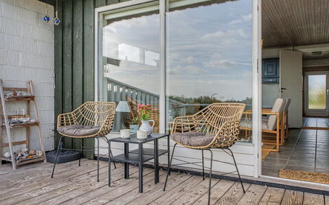 Edla - 35M from the Sea: Lucht, Meubilair, Hout, Buitenmeubels, Tafel, Stoel, Wolk, Buitentafel, Hardwood, Plank