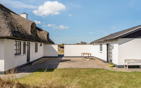 Dorit - 450M from the Sea: Blauw, Verblijf, Huis, Huis, Boerderij, Landgoed, Siding