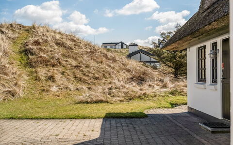 Dorit - 450M from the Sea: Blauw, Verblijf, Huis, Huis, Boerderij, Landgoed, Siding