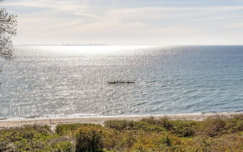 Stefan - 50M from the Sea: Lucht, Blauw, Water, Watervoorraden, Dag, Zwemwater, Horizon, Zee, Kust
