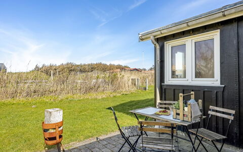 Niela - 300M from the Sea: Blauw, Verblijf, Huis, Huis, Boerderij, Landgoed, Siding