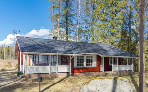 Järvitupa: Meubilair, Interieur Ontwerp, Flooring, Verdieping, Tafel, Plafond, Keuken En Eettafel, Verlichting, Stoel, Huis
